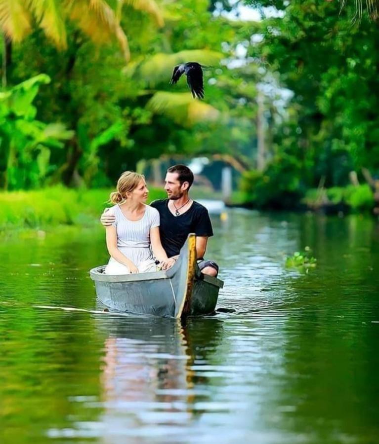 Vivaresidence Homestay Alappuzha ภายนอก รูปภาพ